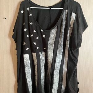 Rock & Republic Black and White Star Striped Tee
